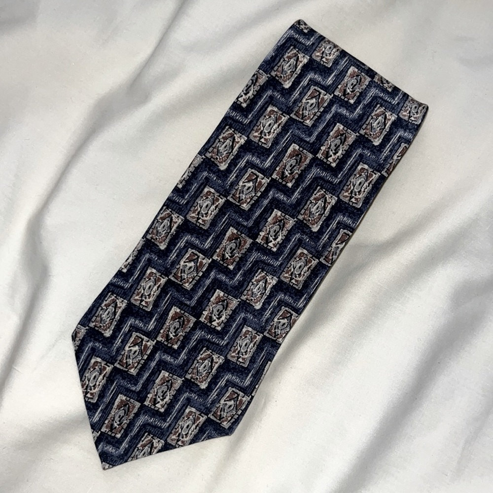 Vintage 100% silk tie